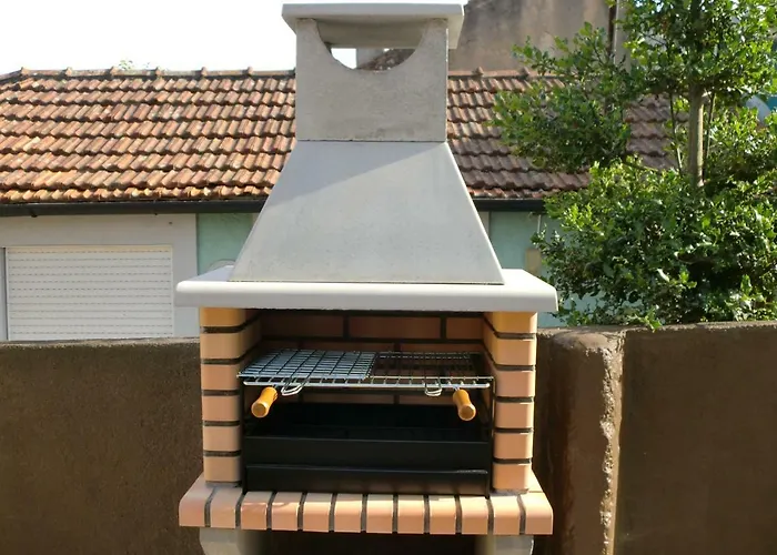 The Yellow House 3 * Porto