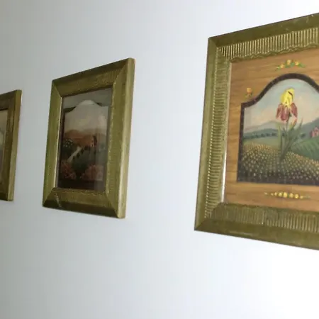 The Yellow House 3 *