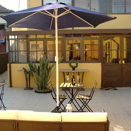 The Yellow House 3 * Porto