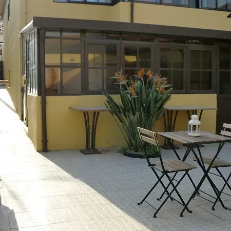 펜션 The Yellow House 3