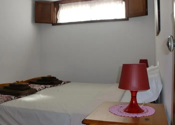 The Yellow House 3 Tatil Evi Porto